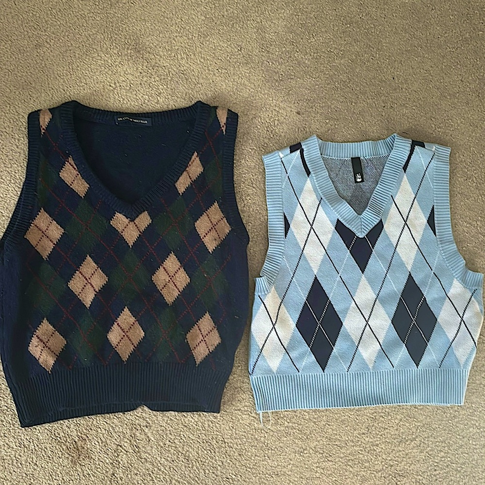 Sweater vest